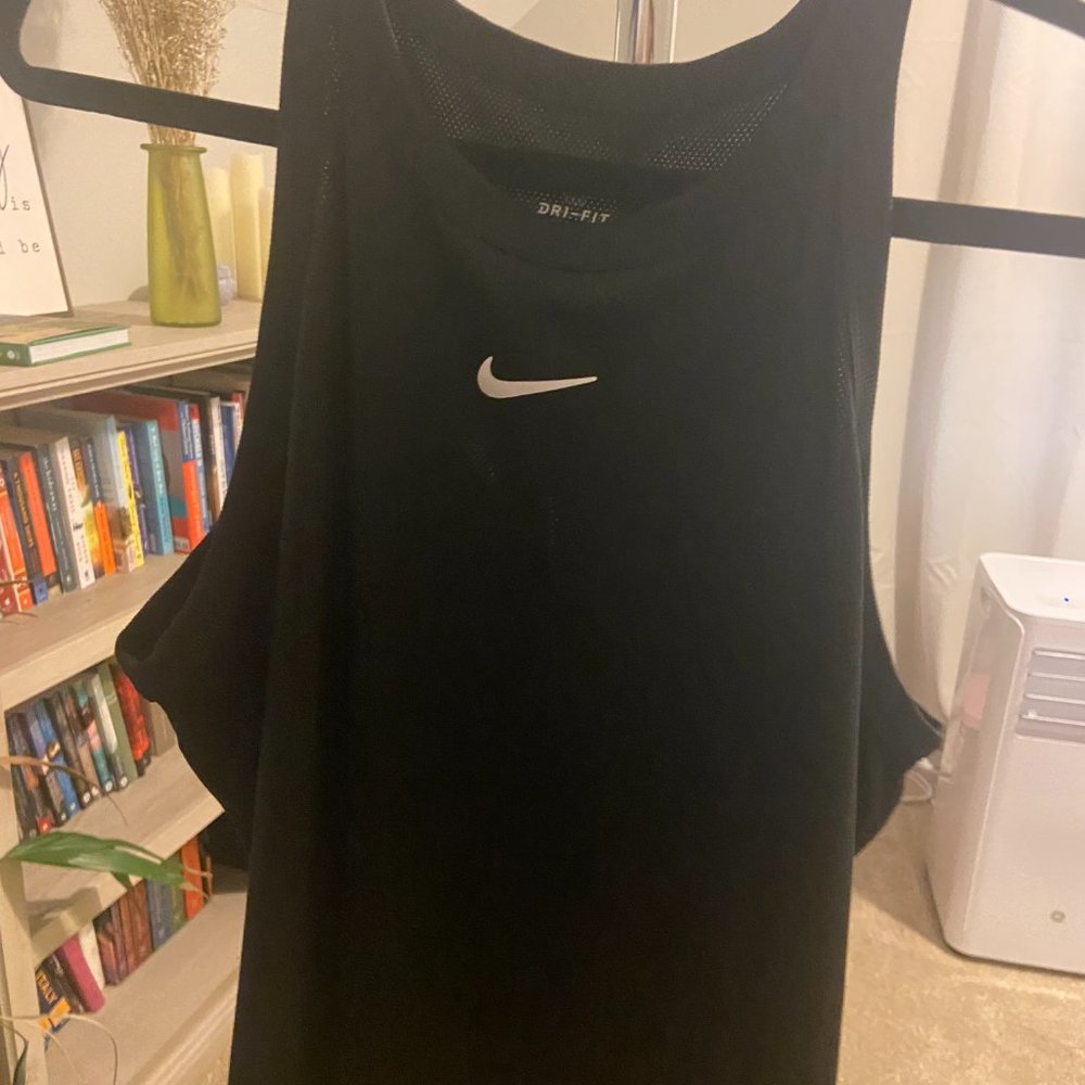 Nike Dri-Fit Workout Tank Top